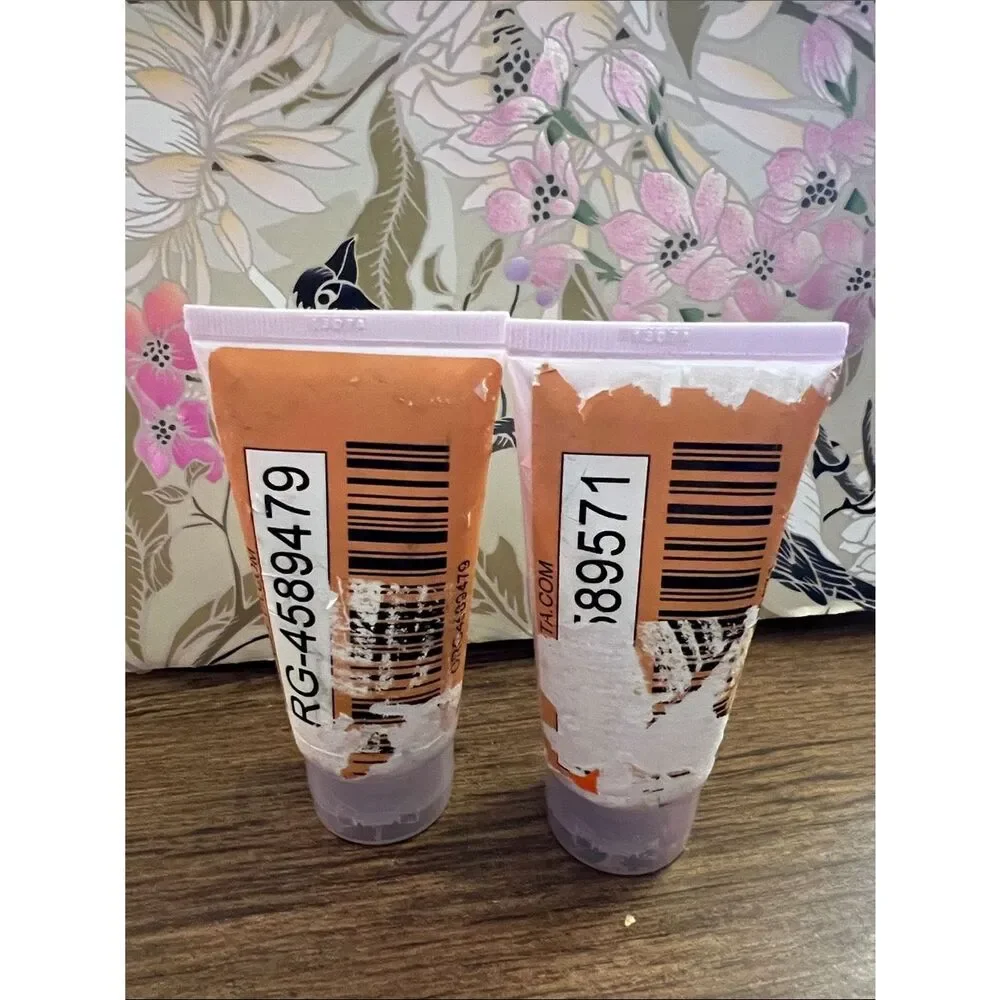 Ariana Grande ARI Pink Body Lotion Duo